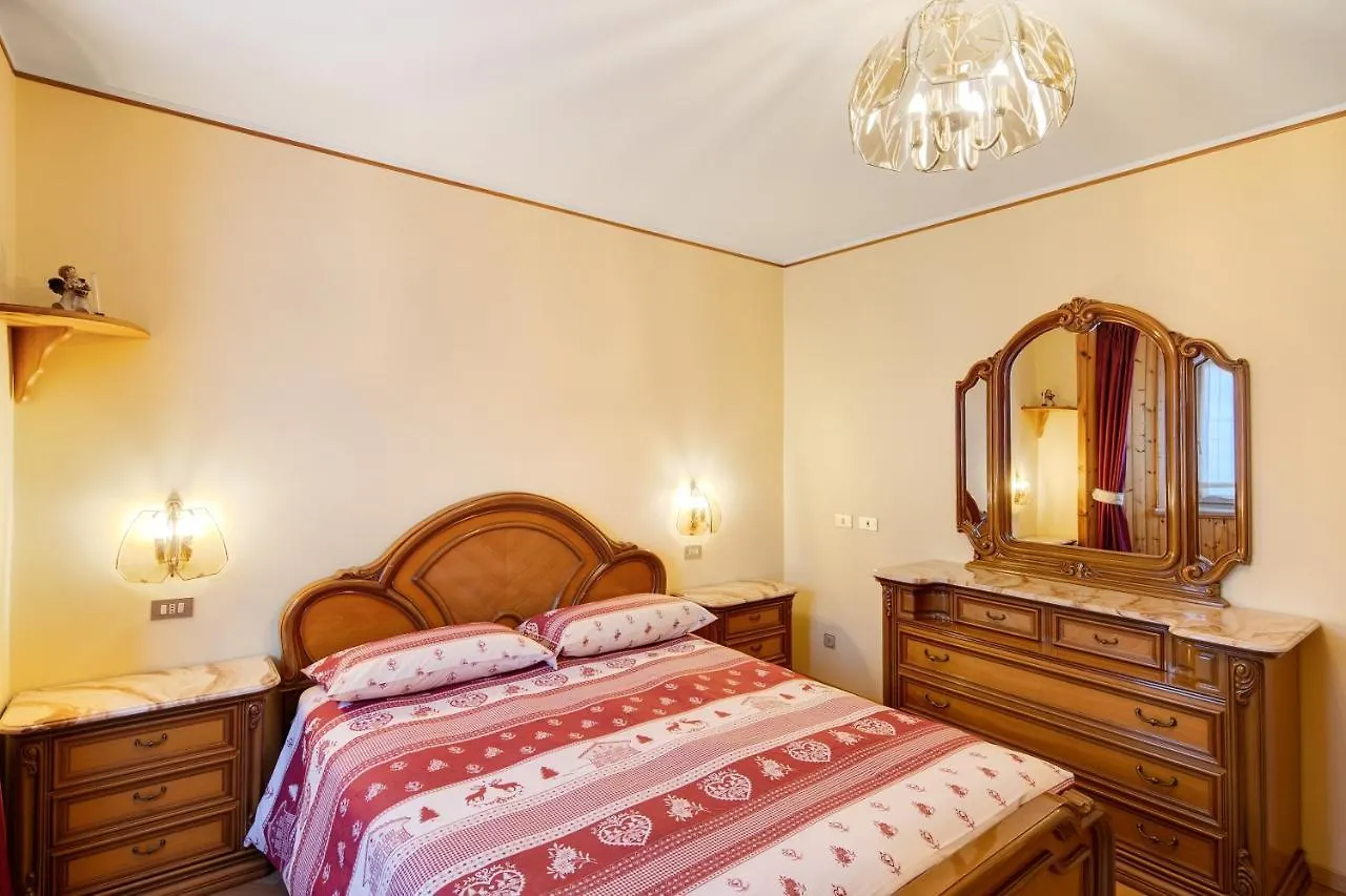 Baita Pemont 2 Apartment Livigno